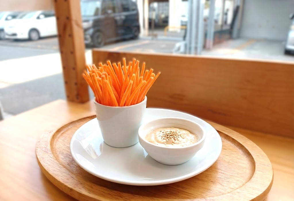 生スティックと味噌マヨディップ